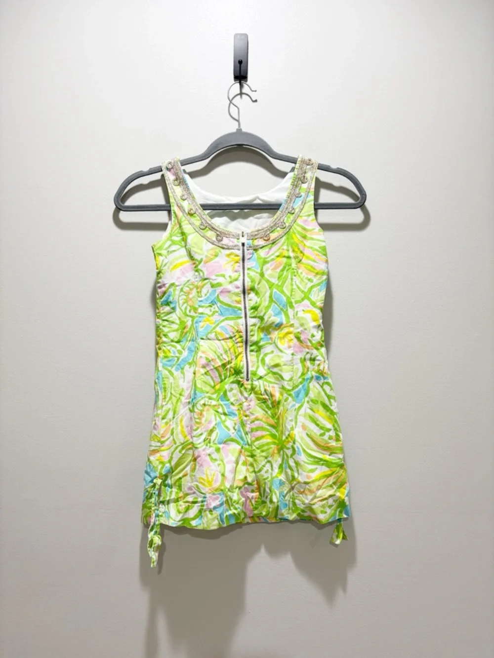 Lilly Pulitzer Girls Colorful Tropical Shift Dress Embellished Neck Detail Sz 10